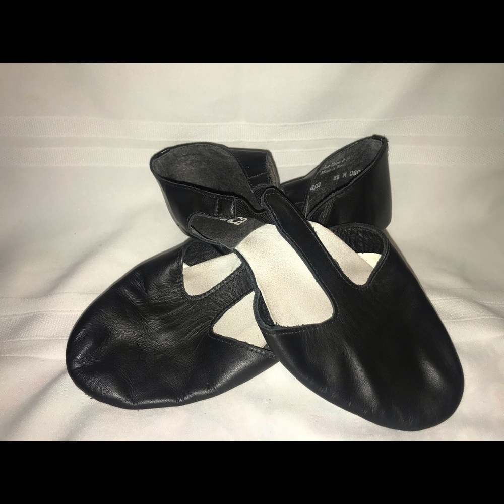 Split Sole Jazz Shoe (black and tan)